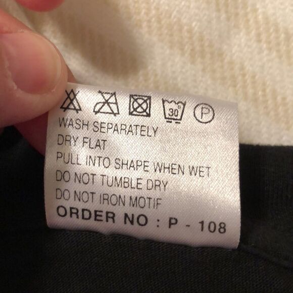 S Seamless LA TOUR EIFFEL Mock Neck Short Sleeve 💯 Cotton Tee - Picture 8 of 9